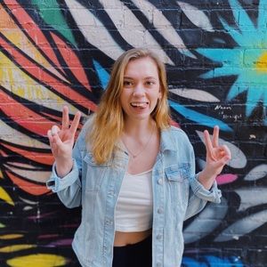 Meet your Posher, Taylor